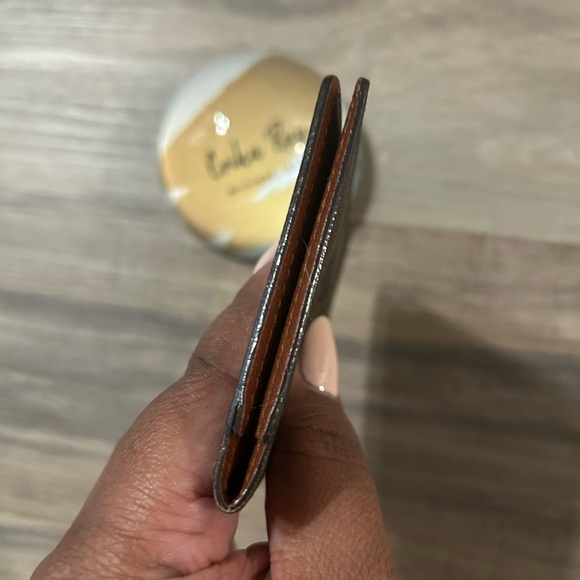 Louis Vuitton Monogram Card Holder - Picture 7 of 11